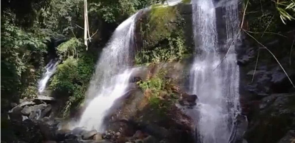 Gruta do Garrafão