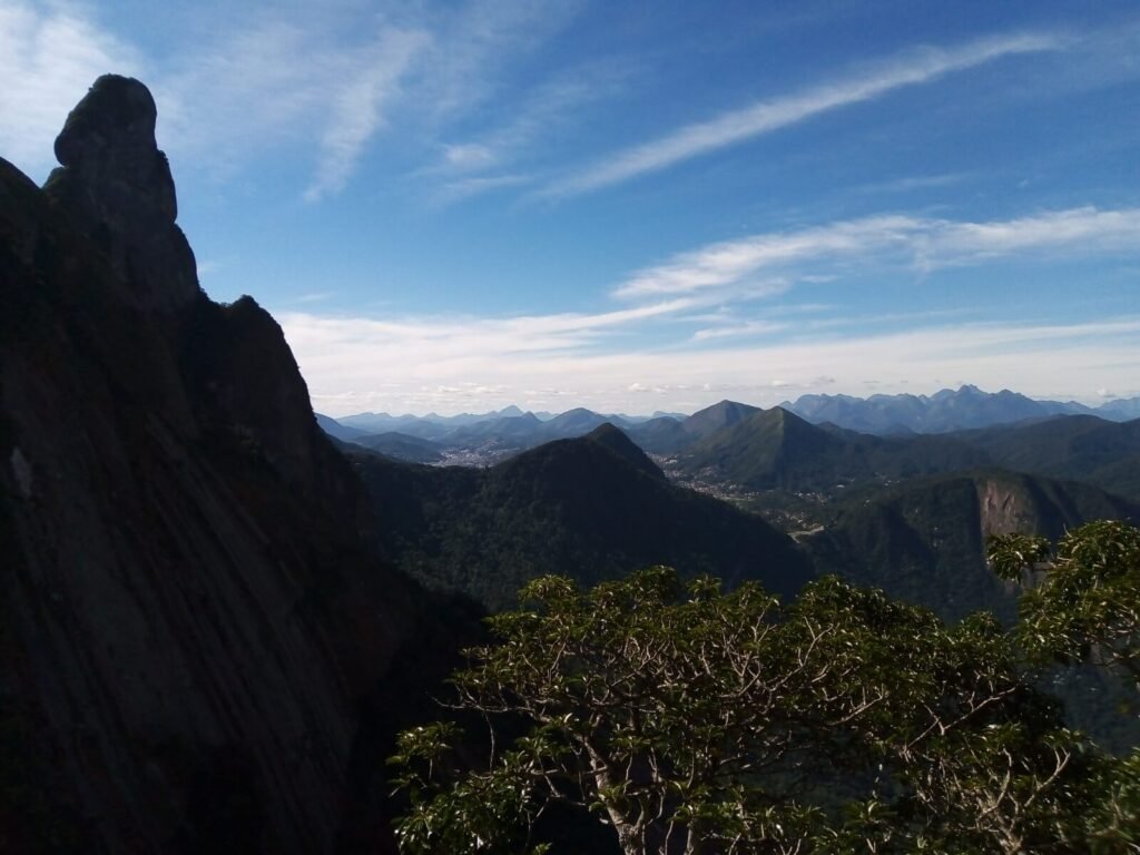 Conheça o Dedo de Nossa Senhora em Guapimirim