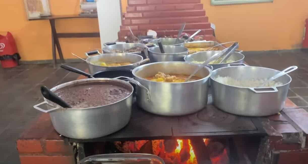 Restaurante em Guapimirim - Imagem crédito: CHAFARIZ DE OURO